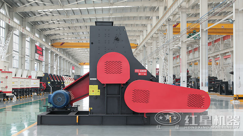 雙級(jí)破碎機(jī)車間實(shí)拍 雙級(jí)破碎機(jī)車間實(shí)拍