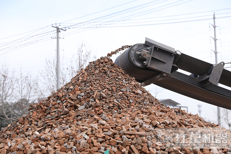 磚頭粉碎后可再生利用，解決資源問題