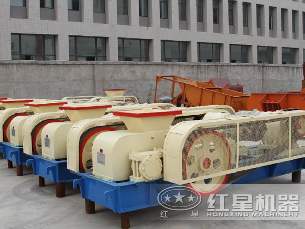 水泥對輥破碎機(jī) 水泥對輥破碎機(jī)