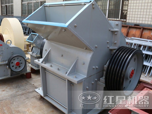 石灰石錘式破碎機(jī) 石灰石錘式破碎機(jī)