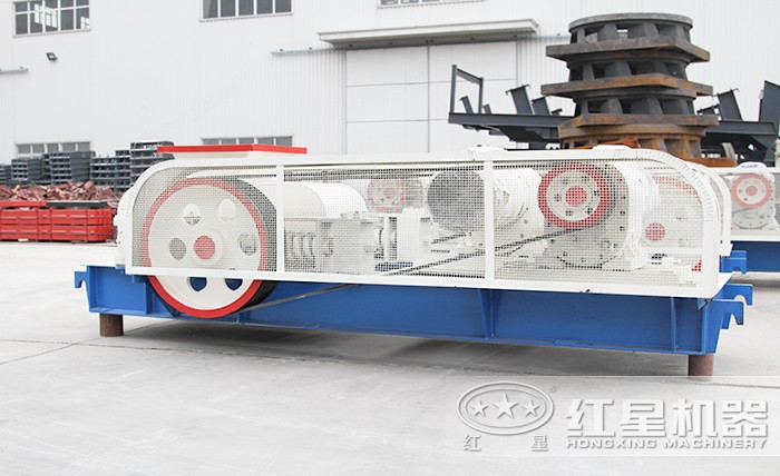 對輥式破碎機(jī) 對輥式破碎機(jī)