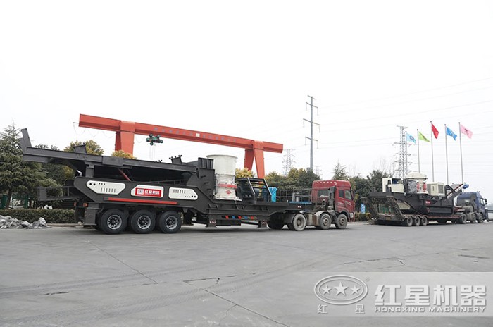 流動的石料粉碎機(jī)發(fā)貨現(xiàn)場
