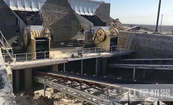 顎式破碎機用作石頭的粗碎，現(xiàn)場實拍