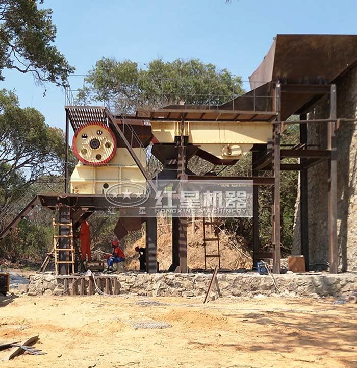 老虎口破碎機(jī)現(xiàn)場(chǎng) 老虎口破碎機(jī)現(xiàn)場(chǎng)