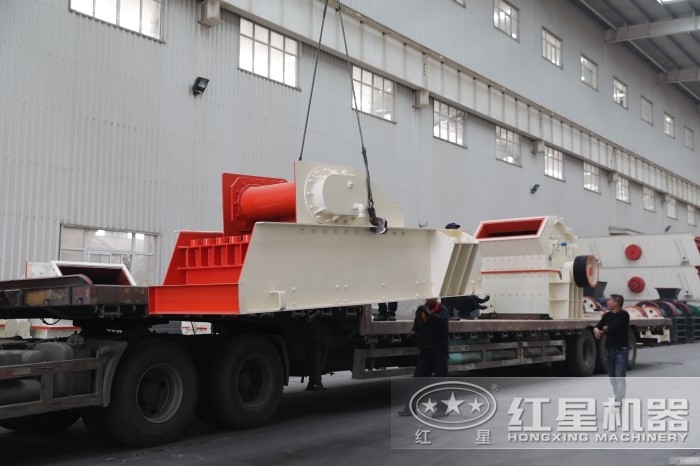 鄭州細(xì)碎機(jī)廠家紅星機(jī)器發(fā)貨 鄭州細(xì)碎機(jī)廠家紅星機(jī)器發(fā)貨