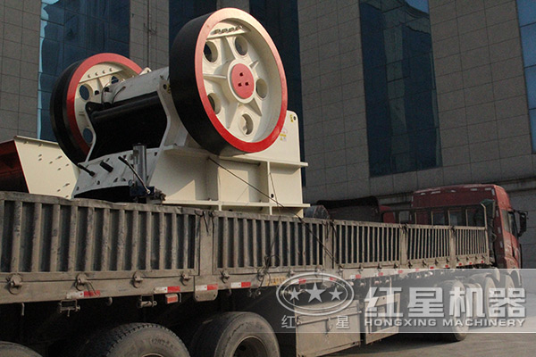 57顎式破碎機(jī)生產(chǎn)廠(chǎng)家發(fā)貨圖