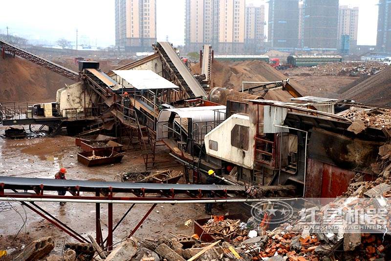 建筑垃圾粉碎機(jī)現(xiàn)場(chǎng)展示，可就近現(xiàn)場(chǎng)考察