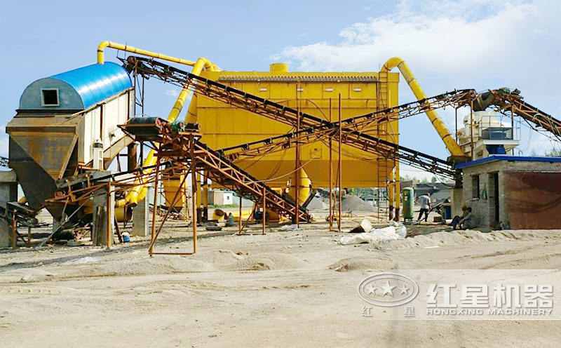 環(huán)保型人工制砂生產(chǎn)線(xiàn)現(xiàn)場(chǎng)