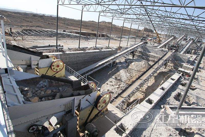 砂石骨料現(xiàn)場(chǎng) 砂石骨料現(xiàn)場(chǎng)