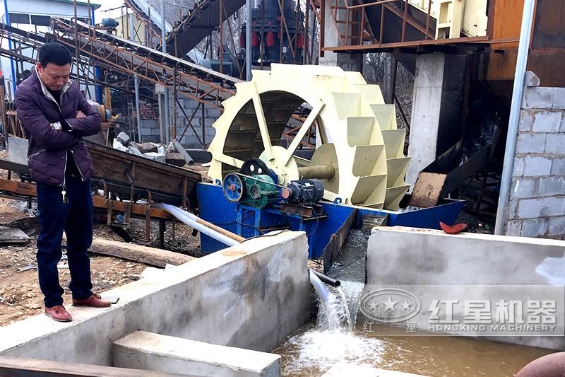 河沙制砂、洗砂現(xiàn)場