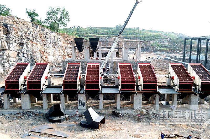 碎石加工場建設(shè)中