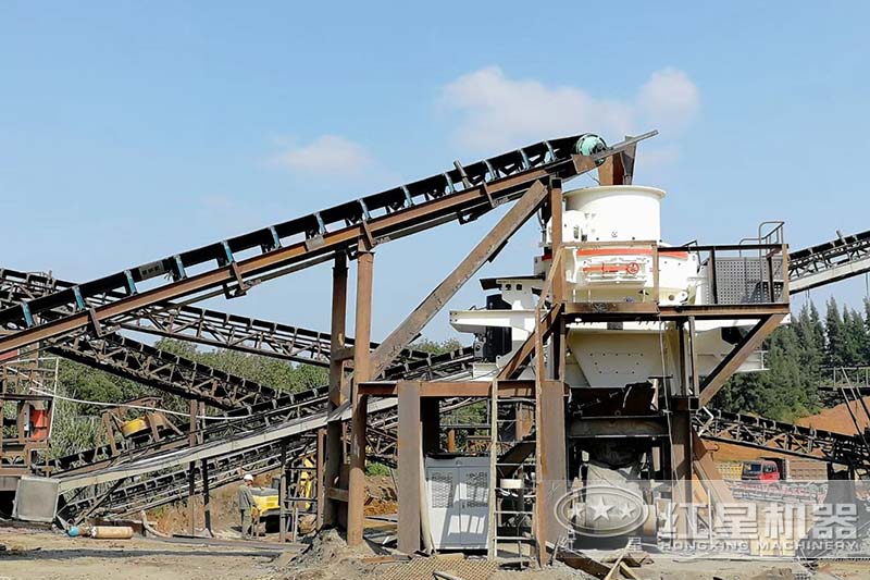 時產(chǎn)300噸噸全套破石子機(jī)客戶現(xiàn)場，可參觀