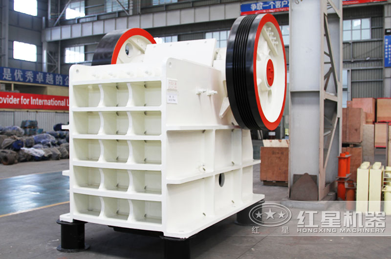 粗碎鄂式破碎機(jī)，出料范圍10mm以上